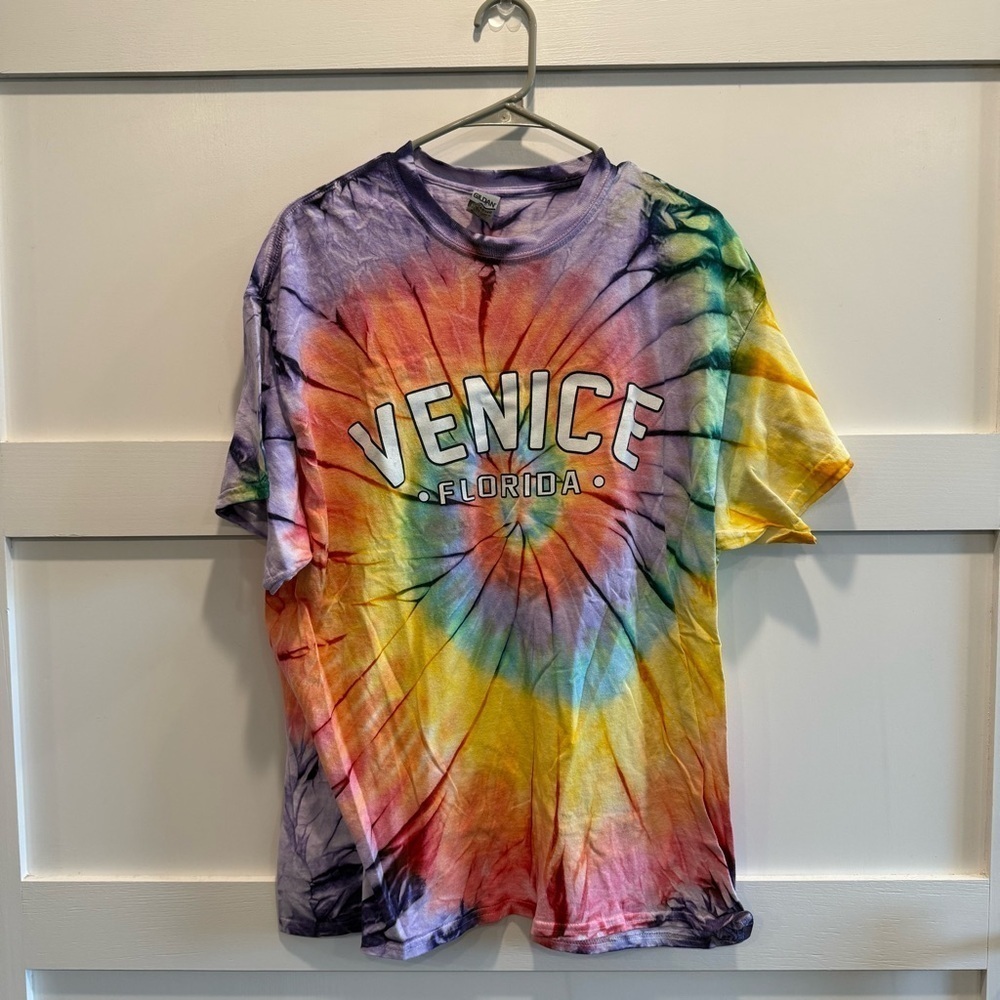 Gildan Purple and Red Tie-Dye T-Shirt